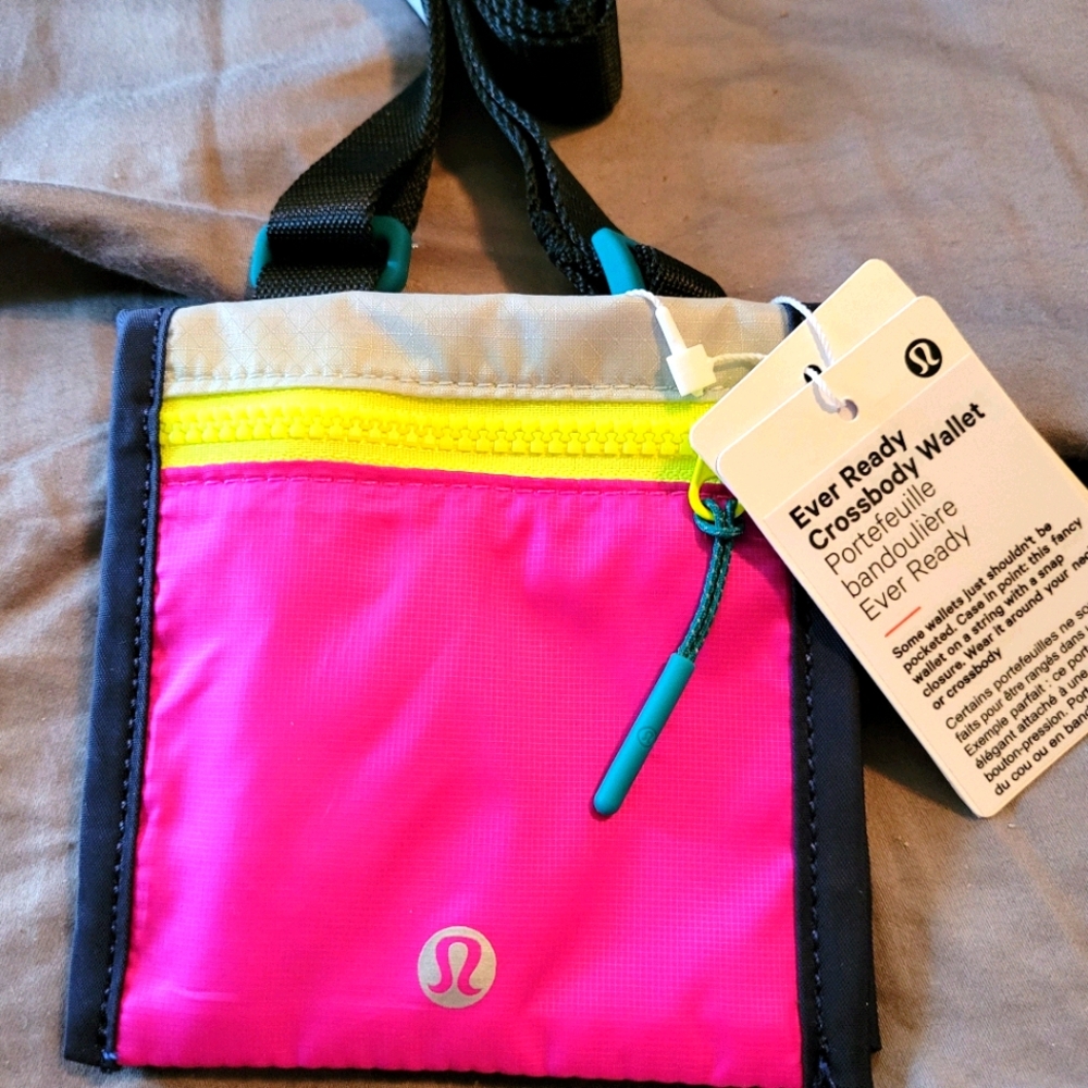 Crossbody Wallet